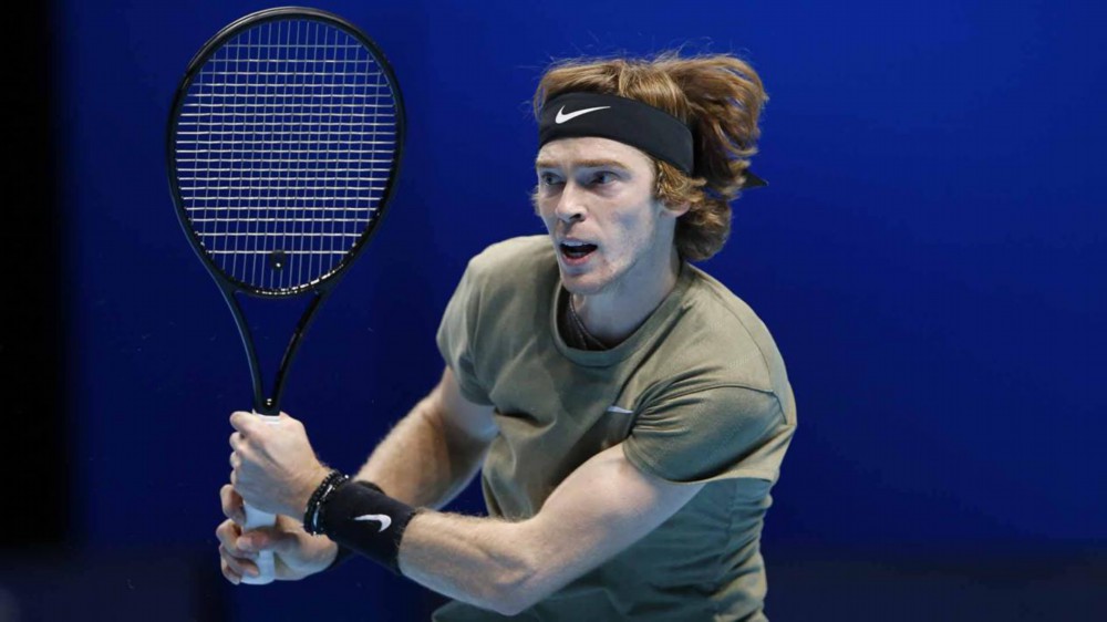 的进攻和稳 的进攻和稳