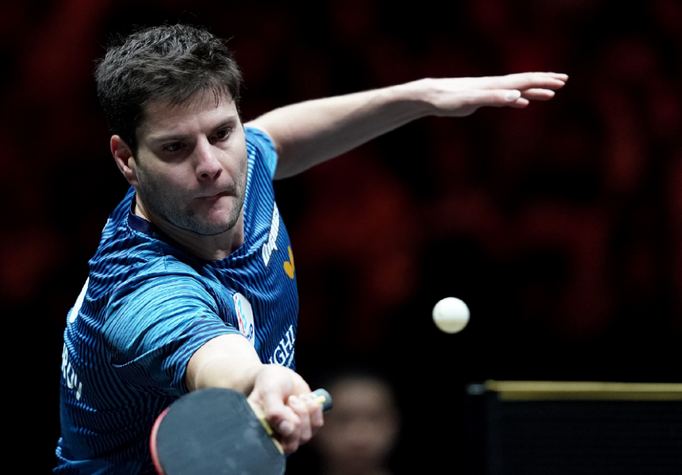 不屈的精神 不屈的精神