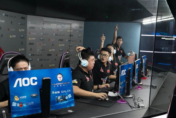 与德科形成 与德科形成