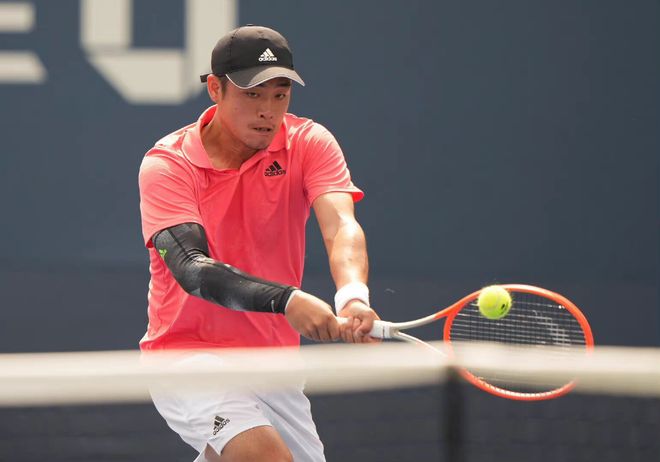 来了新的荣 来了新的荣