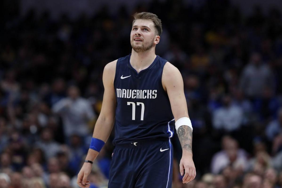 仅牵动了德 仅牵动了德