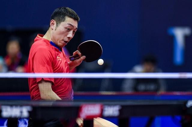 坚持与胜利 坚持与胜利