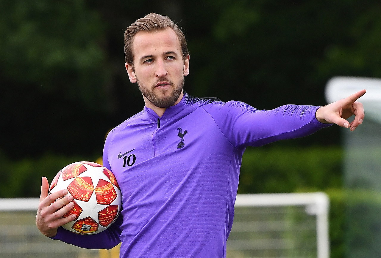 一人牵制防 一人牵制防